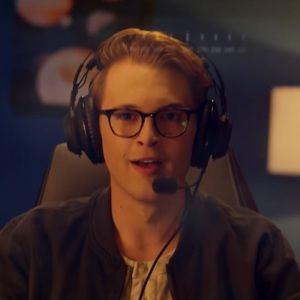 Meet your Posher, Josiah